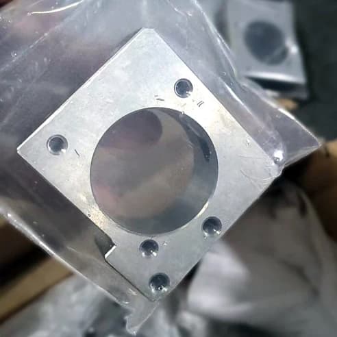 С-образная арка ролика нижней головы