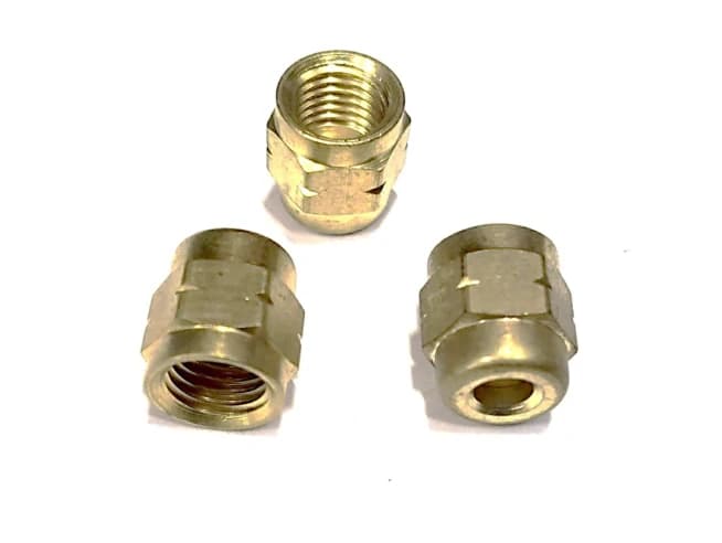 Гайка системы смазки  15327C