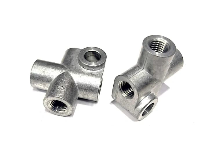 Блок угловой соединительный системы смазки 22610