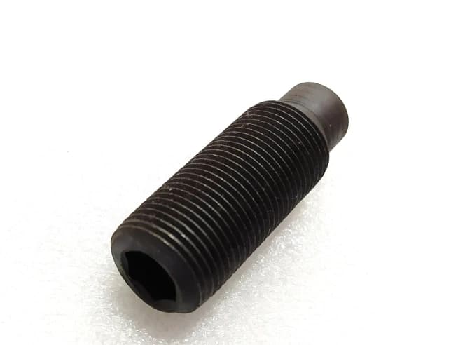 Винт для регулировки зазора между инструментом, AMG