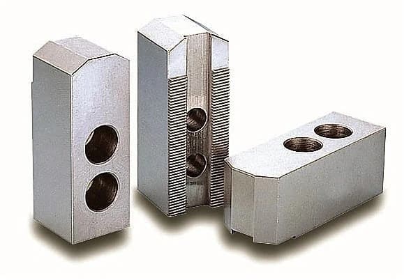 Cтальные мягкие накладные заостренные кулачки (4 шт.) для гидравлических патронов ⌀210 мм, 95x35х38 мм, паз 14 мм, МЦ 25 мм, М12