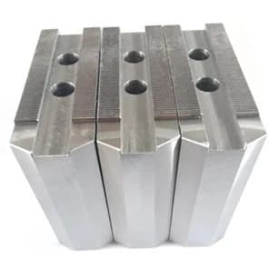 Cтальные мягкие накладные заостренные кулачки (3 шт.) для гидравлических патронов ⌀610 мм, 180x65x100 мм, паз 25 мм, МЦ 60 мм, М20