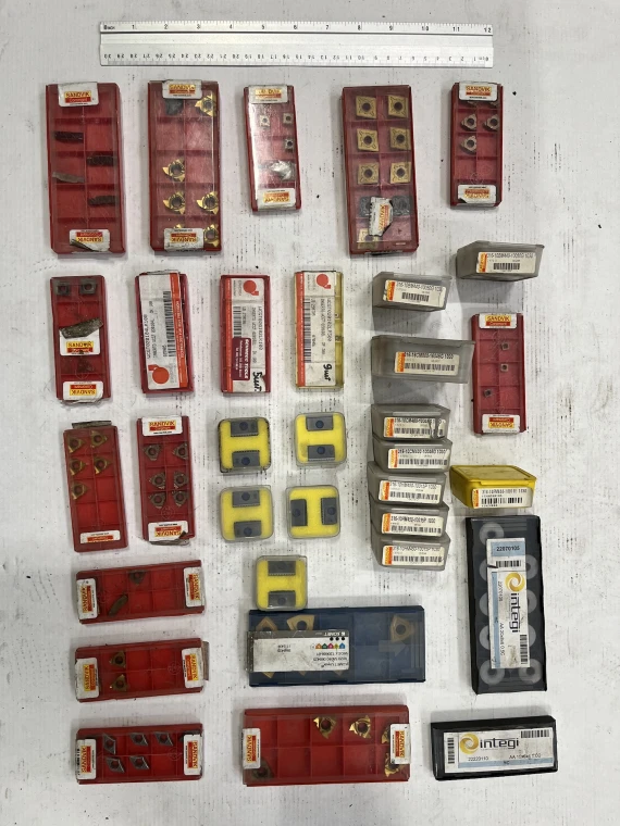 БУ комплект токарных пластин Sandvik / Dandrea / Integi / Komet