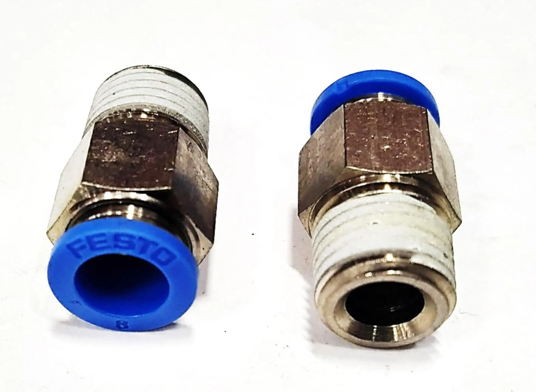 Штуцер резьбовой  для соединения пневматических трубопроводов QS-1/4-8-50