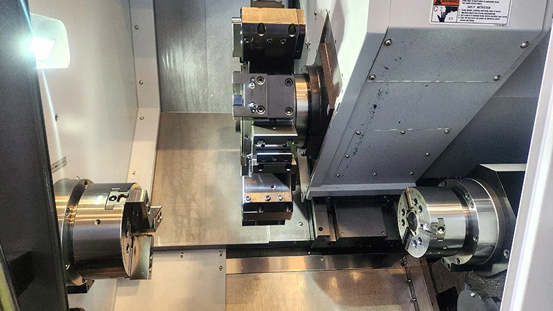 Токарно-фрезерный обрабатывающий центр с ЧПУ ST-20SYF с контршпинделем