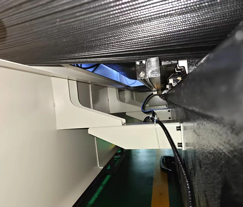 Электроэрозионный проволочно-вырезной станок с молибденовой проволокой BQ1080