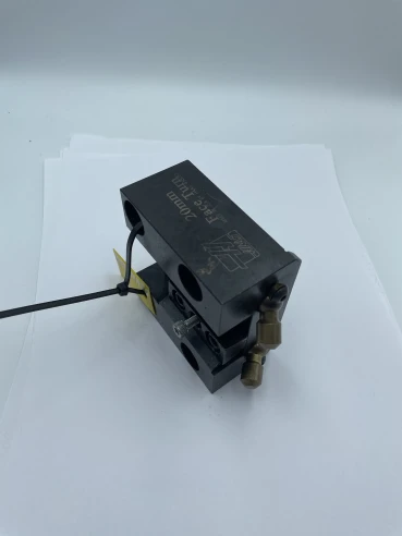 БУ Держатель токарных резцов 20х20 мм для торцевого точения типа BOT для револьвера VB24