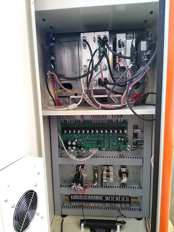 Электроэрозионный проволочно-вырезной станок с молибденовой проволокой BQ1080