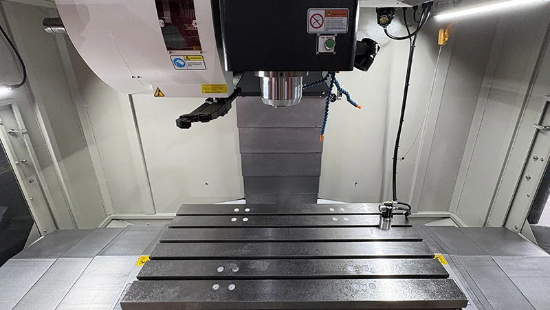 Фрезерный обрабатывающий центр по металлу VF-3SM c ЧПУ Fanuc, стол 1280х600 мм