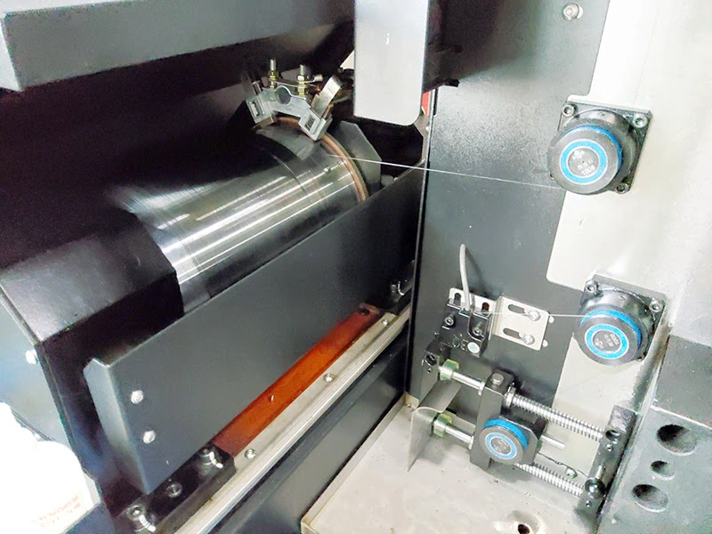 Электроэрозионный проволочно-вырезной станок с молибденовой проволокой BQ1210X