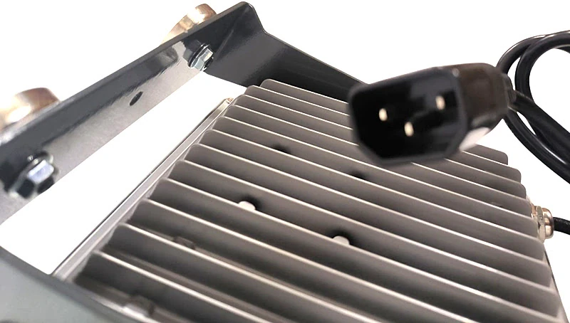 Светодиодный светильник для станков TL-1-2, ST-40, ST-45